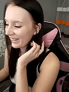 Mary Blu online show from 03-11-25, 03:16