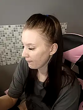 Mary Blu online show from 03-17-25, 03:25