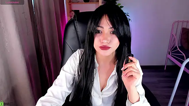 Alishha Sky online show from 04-24-26, 12:24