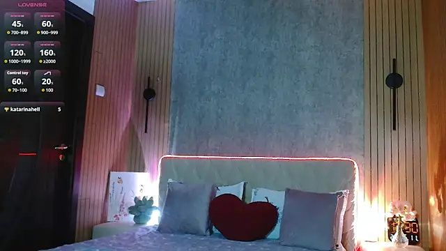 KatarinaHeaven online show from 05-10-26, 09:31