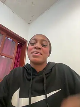 LiaTrainor online show from 03-12-26, 12:44