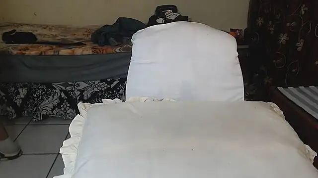 Moiii Lekker Meddei online show from 07-15-26, 04:51