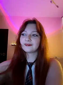 Snapshot of VelvetEve chatting on 03-06-26, 06:10 VelvetEve online show from 03-06-26, 06:10