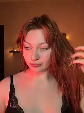 Snapshot of VelvetEve chatting on 03-14-26, 02:11 VelvetEve online show from 03-14-26, 02:11