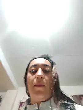 Im Luuu online show from 04-18-26, 11:03