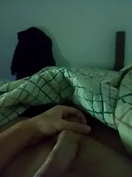 Snapshot of branquinho19cm_ chatting on 03-19-26, 04:38 branquinho19cm online show from 03-19-26, 04:38