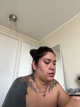 javieritr4 online show from 03-07-26, 12:57