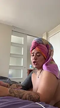 javieritr4 online show from 03-11-26, 03:40