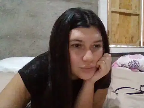 Snapshot of Confite2705 chatting on 07-12-26, 04:31 Confite2705 online show from 07-12-26, 04:31