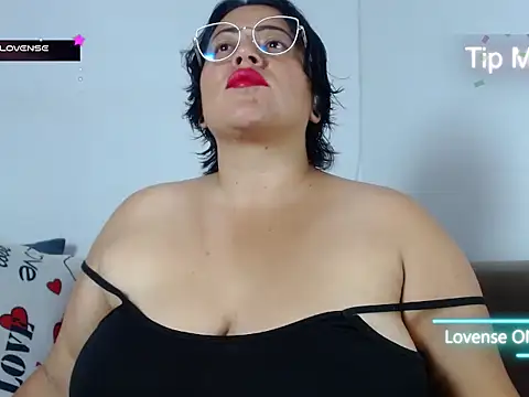 ScarlettQueen 1 online show from 03-11-26, 07:42