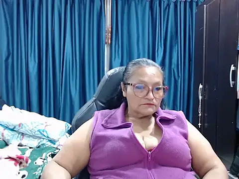  BellaNocturna online show from 04-08-26, 03:28