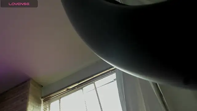 violet1  fox online show from 03-11-26, 07:53