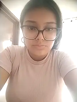 pregnant kitten01 online show from 03-09-26, 06:45