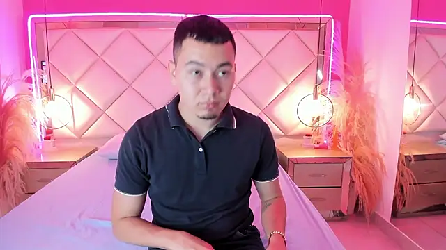 Max Huntter online show from 03-12-26, 12:06