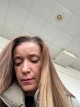 MONICANIX online show from 04-24-26, 07:44