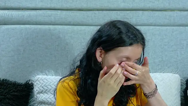 Naomimolie online show from 04-24-26, 12:40