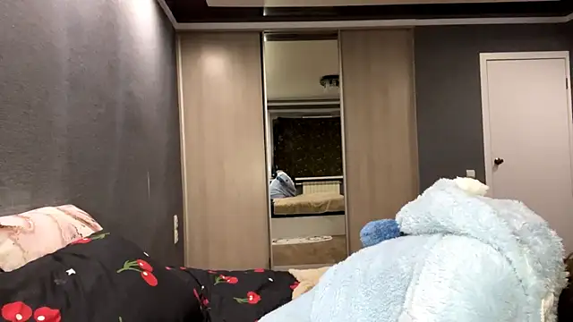 HousedMud online show from 04-26-26, 08:06