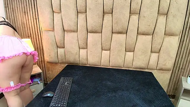 Estrella-gold online show from 04-22-26, 07:59