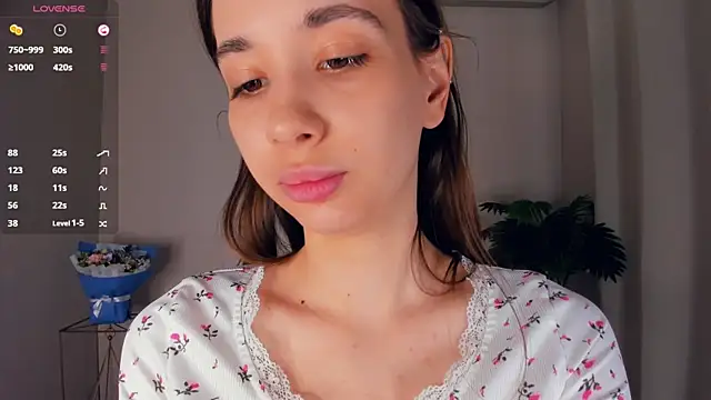 LaceyLettman online show from 04-10-26, 09:03