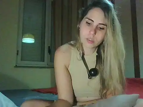 Emilyvuxa online show from 03-22-26, 08:45