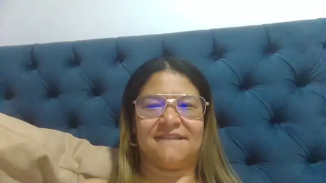 Jiwon Han online show from 04-21-26, 01:42