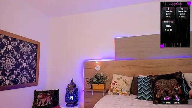  Azahaaraa  online show from 03-19-26, 03:43