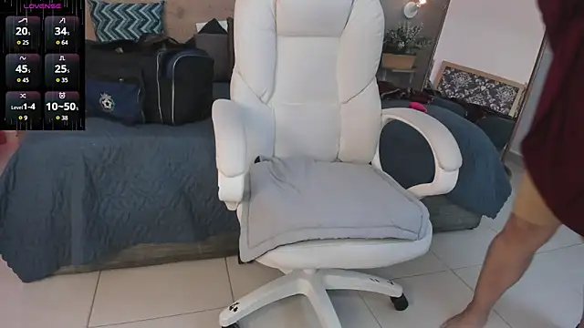  Azahaaraa  online show from 04-09-26, 03:06