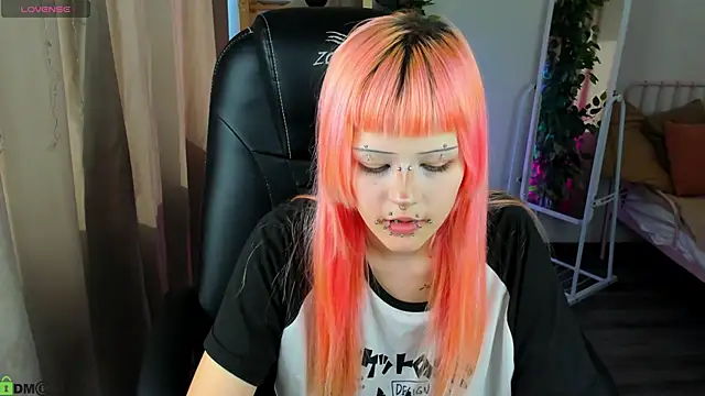 Necucuby online show from 04-26-26, 08:45