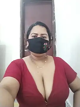 Snapshot of Star--Girl chatting on 06-12-26, 05:28 Star--Girl online show from 06-12-26, 05:28