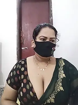 Snapshot of Star--Girl chatting on 06-19-26, 01:21 Star--Girl online show from 06-19-26, 01:21