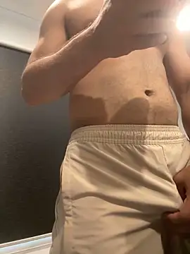 Snapshot of hitman1208_ chatting on 03-10-26, 08:19 hitman1208 online show from 03-10-26, 08:19