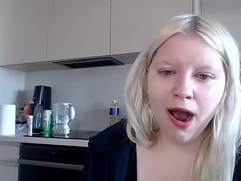 LenaSecret19 online show from 04-22-26, 05:54