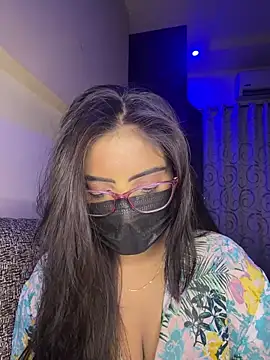 nikki catz online show from 04-05-26, 05:43