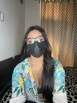 nikki catz online show from 04-23-26, 02:13