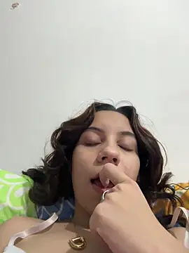 Nicole Cute04 online show from 04-29-26, 04:38