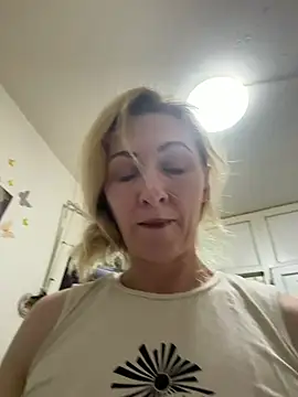 Secret Ladyx online show from 06-21-26, 04:48