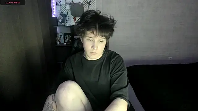 Snapshot of MIya_Chinen chatting on 03-05-26, 03:08 MIya Chinen online show from 03-05-26, 03:08