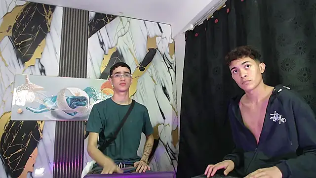 SKYN MAN online show from 04-23-26, 12:29