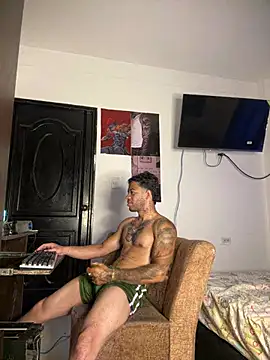 Kenny romano online show from 04-25-26, 04:26