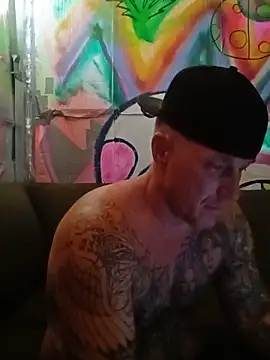 Snapshot of drednasty chatting on 06-14-26, 04:14 drednasty online show from 06-14-26, 04:14