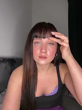 SweetJules18 online show from 03-09-26, 07:07