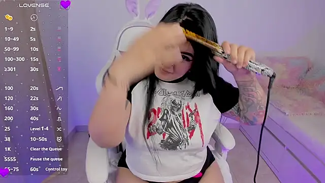 heeyy kitty online show from 04-24-26, 02:52