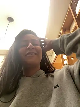 Geovana blan online show from 03-12-26, 02:39