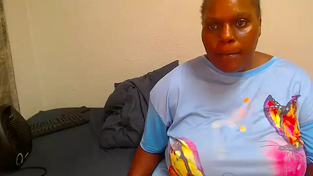 Busty42DDZA online show from 04-26-26, 09:40