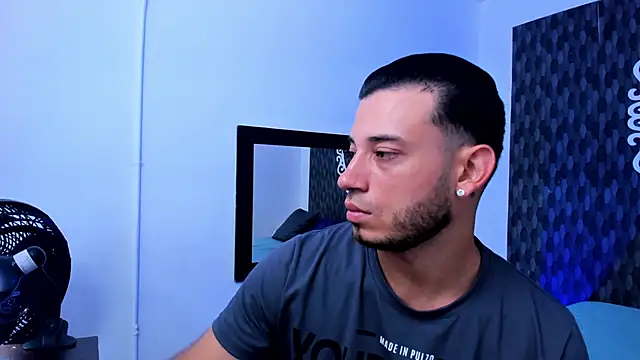 Daiamon Clark online show from 03-10-26, 08:14