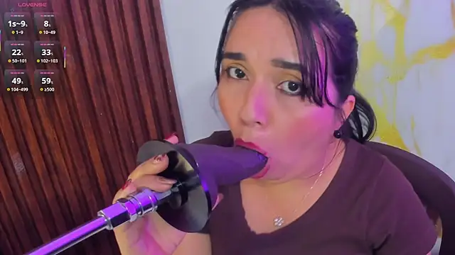 Liana milf online show from 03-08-26, 08:12