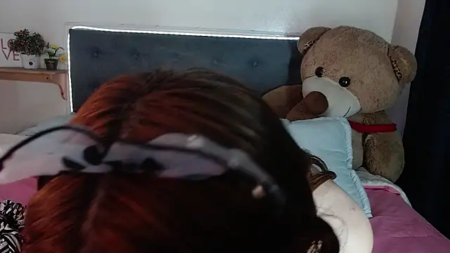 Celeste  London online show from 04-07-26, 02:39