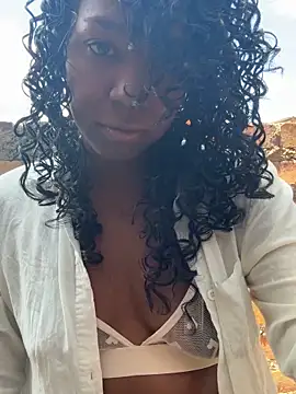 maryjane ebony online show from 04-22-26, 05:58