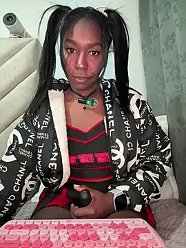 Snapshot of maryjane_ebony chatting on 07-12-26, 02:46 maryjane ebony online show from 07-12-26, 02:46