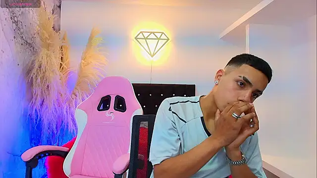 Ariatna Andy online show from 03-28-26, 08:41